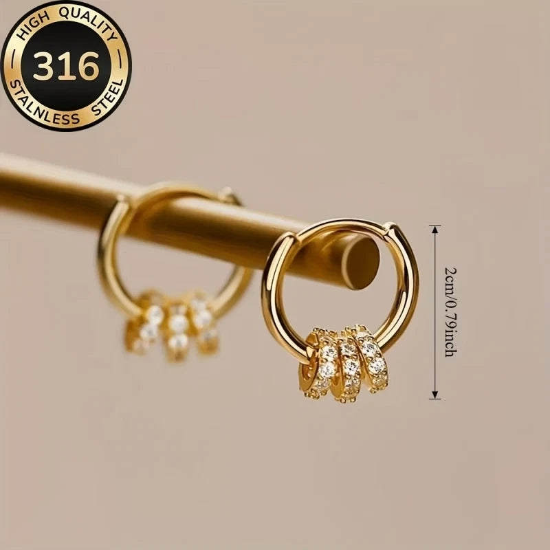 Elegante Creolen – 18 Karat vergoldet mit funkelnden Zirkonia