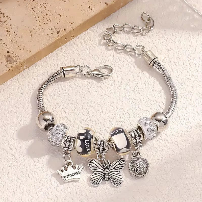Charm-Armband mit Anhängern – Blau oder Schwarz – Krone, Schmetterling & Herz