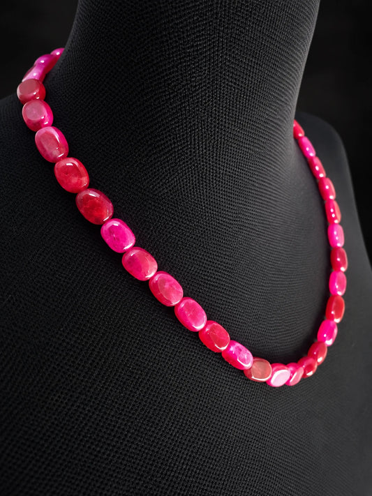 Pink Onyx Kette 54 cm – 10 mm flache Perlen – 240 ct – Edelsteinschmuck